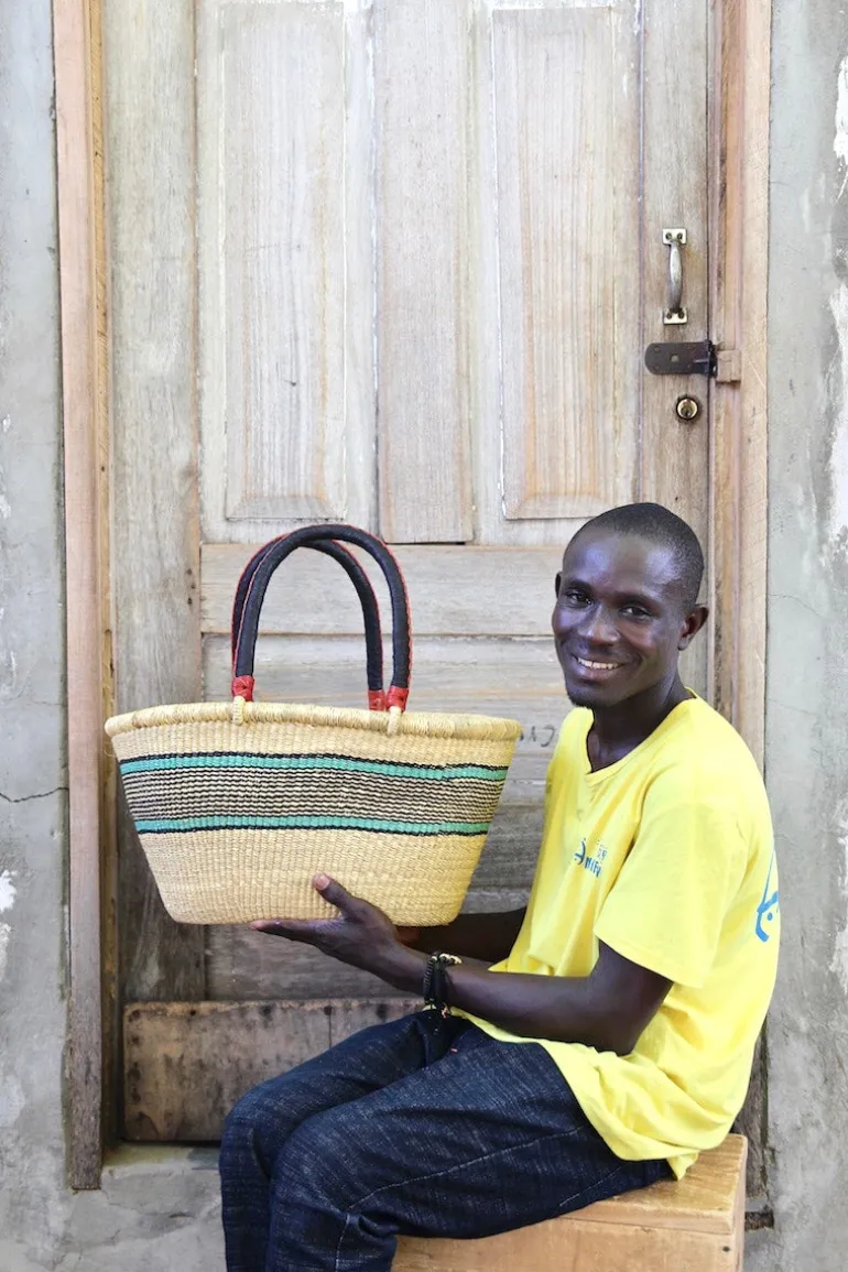Oval Basket (Medium) by Zack Nyaaba