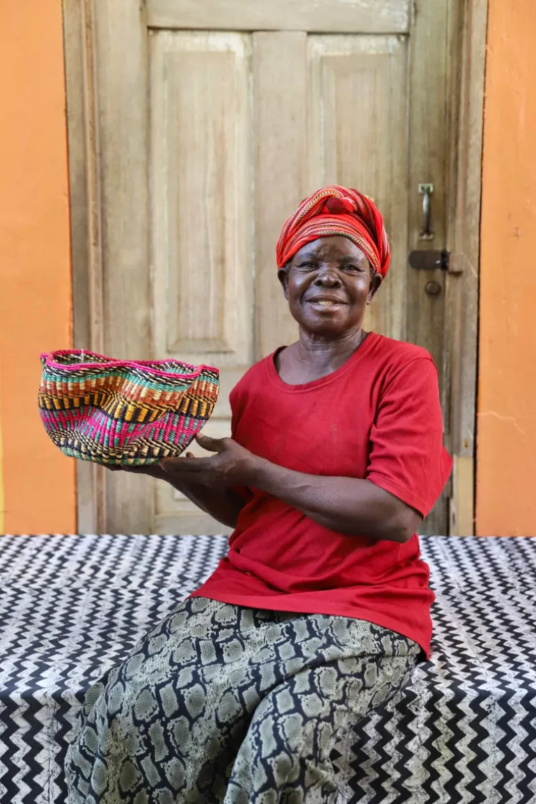 Pakurigo Wave Basket (Tiny) by Akolpoka Abisika