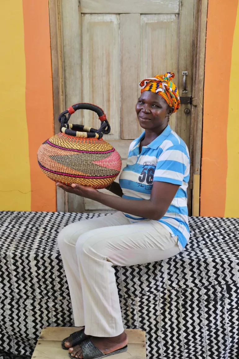Pot Basket (Medium) by Azumah Nsohnam