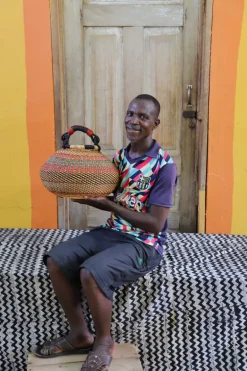 Pot Basket (small) by Ayine Atiah
