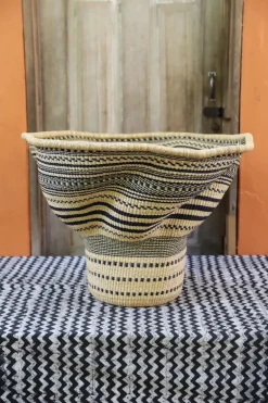Wave Planter (Art Basket) by Nsohbillah Abisika