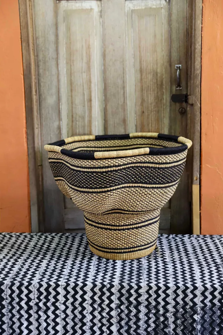 Wave Planter (Art Basket) by Avoore Alagbona