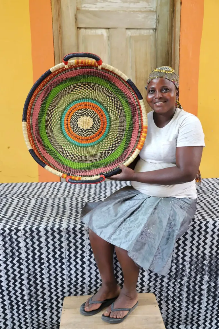 Woven Tray (Medium / DOUBLE WEAVE) by Vida Atambire