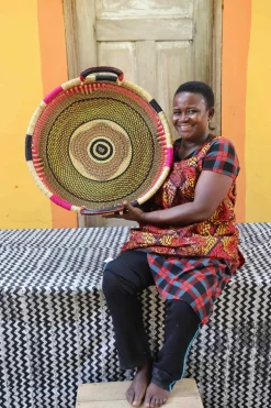 Woven Tray (Medium / DOUBLE WEAVE) by Ida Adigvom